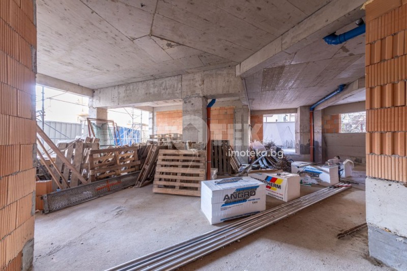 En venta  Comercio Varna , Gratska majala , 97 metros cuadrados | 19767757