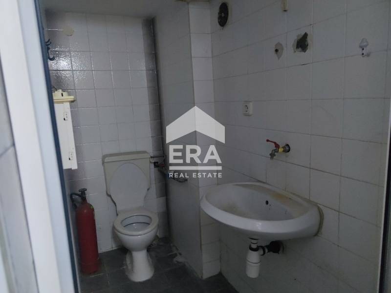Продава МАГАЗИН, гр. Димитровград, област Хасково, снимка 5 - Магазини - 54217912