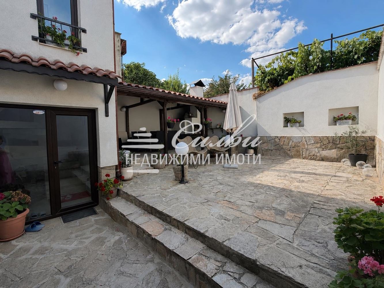 Продава КЪЩА, гр. Шумен, Басейна, снимка 16 - Къщи - 55752760