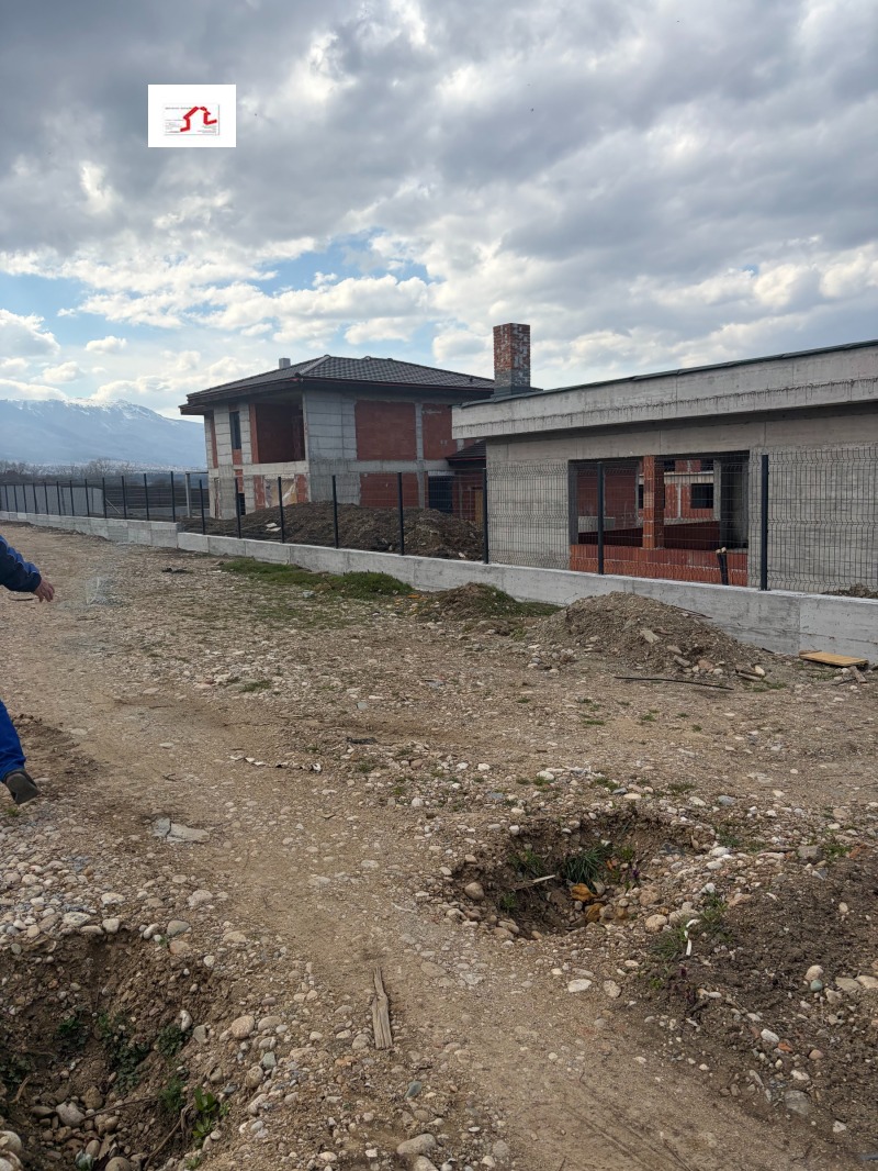 Продава ПАРЦЕЛ в град София, с. Герман - 4800 кв.м / 864 000 € » 1 689 837.12 лв., МАР МАРИ