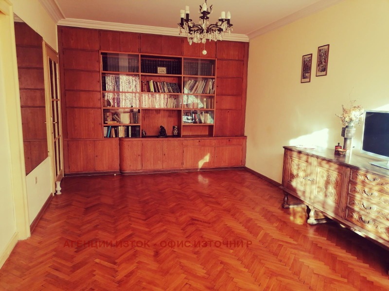 À venda  2 quartos Sofia , Doktorski pametnik , 94 m² | 77439748 - imagem [3]