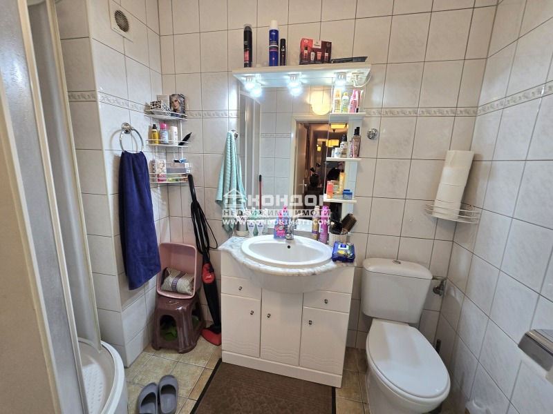 Na sprzedaż  3+ sypialni Plowdiw , Centar , 123 mkw | 38338262 - obraz [13]