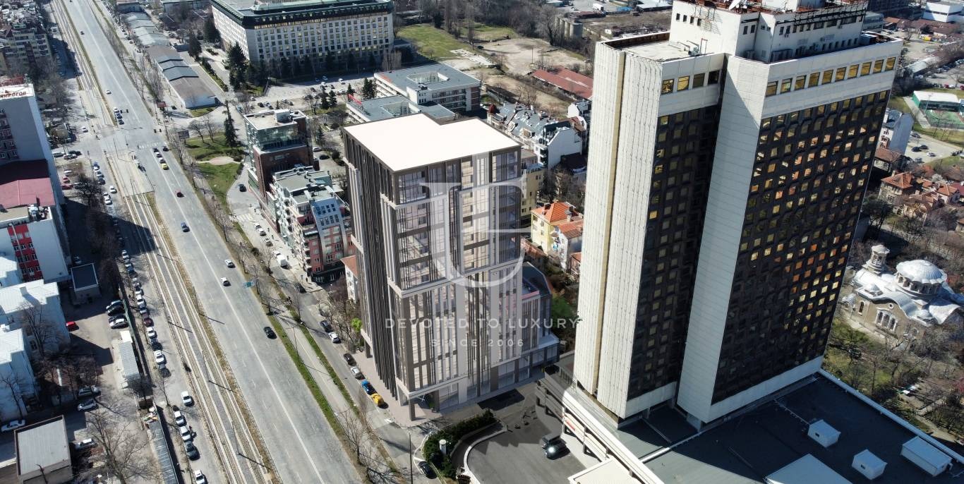 Продава 3-СТАЕН, гр. София, Център, снимка 2 - Апартаменти - 50873027