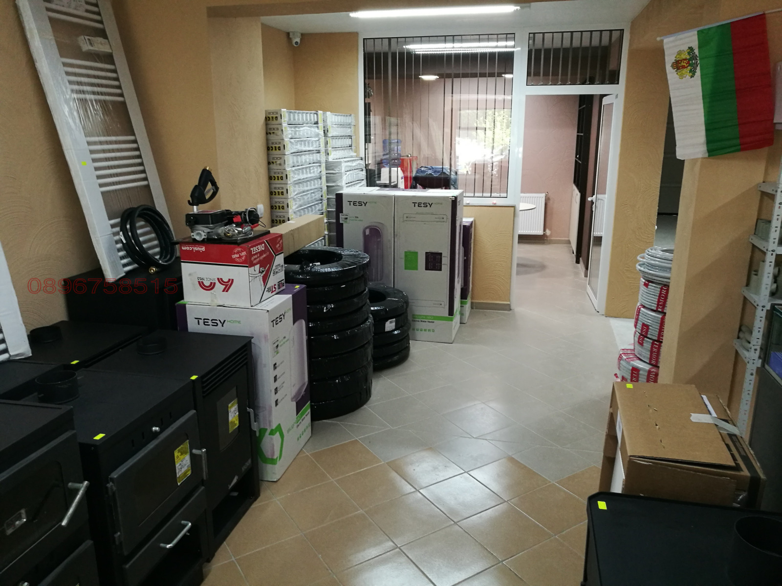 Продава МАГАЗИН, гр. Добрич, Добротица - Варненска, снимка 2 - Магазини - 53939005