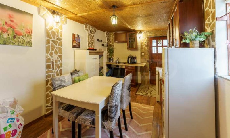 Продава 3-СТАЕН в град София, Филиповци - 65 кв.м / 150 000 € » 293 374.50 лв., СУПРИММО - ГЛАВЕН ОФИС
