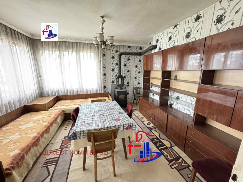 Продава ЕТАЖ ОТ КЪЩА в град Шумен, Добруджански - 98 кв.м / 145 718.19 € » 285 000 лв., АДЖЕСТ ХОУМ ЕООД
