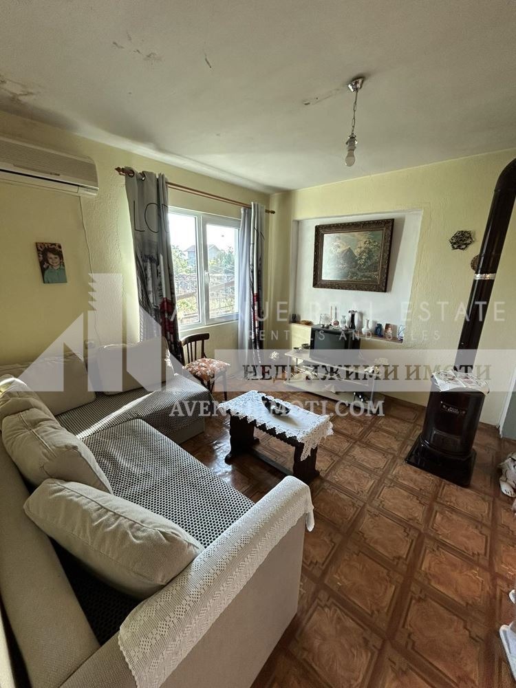 Продава КЪЩА, с. Говедаре, област Пазарджик, снимка 8 - Къщи - 54325673
