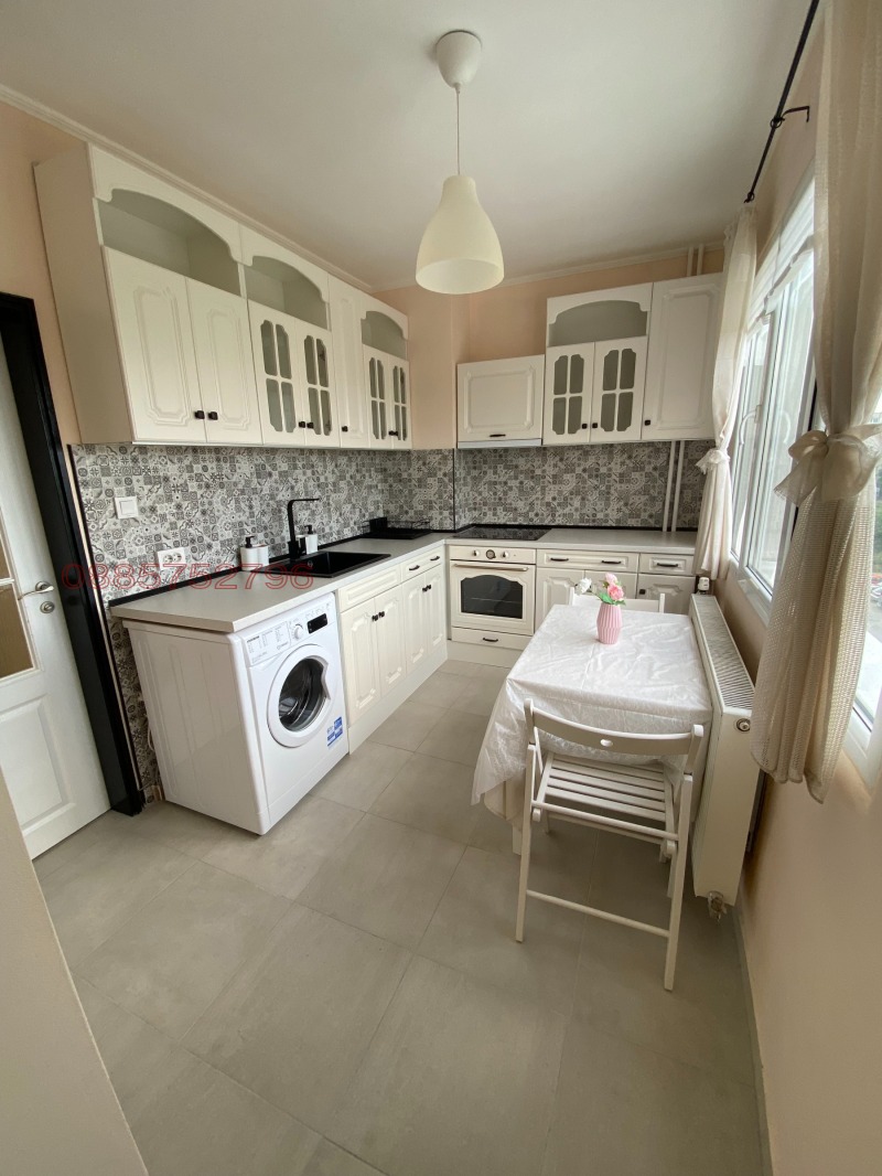 Продава 2-СТАЕН, гр. София, Дружба 2