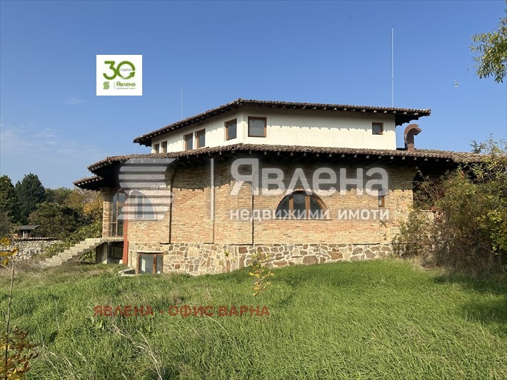 Продава КЪЩА, с. Приселци, област Варна, снимка 2 - Къщи - 53613421