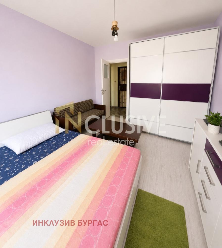 Продава 4-СТАЕН, гр. Бургас, Изгрев, снимка 2 - Апартаменти - 55952521