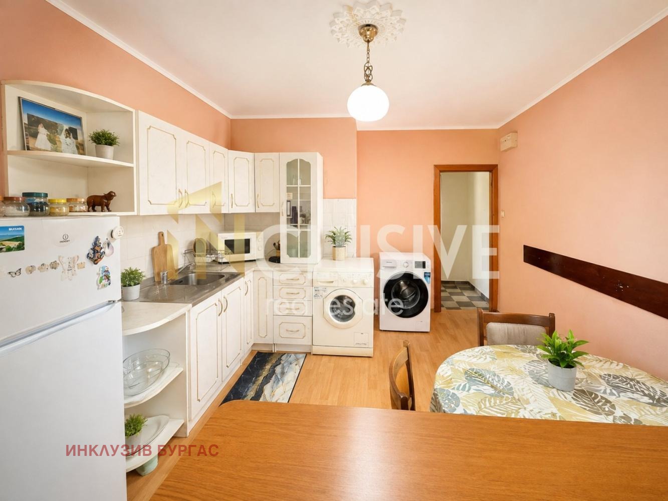 Продава 4-СТАЕН, гр. Бургас, Изгрев