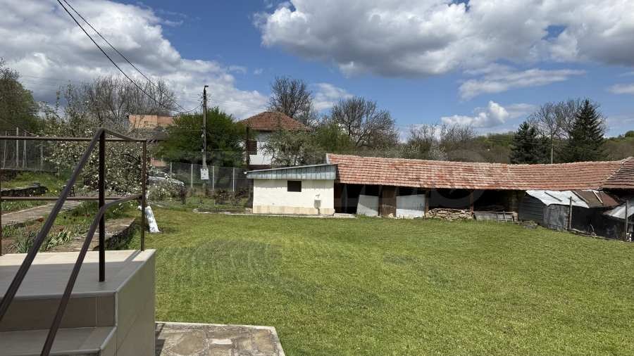 Продава КЪЩА, с. Ветринци, област Велико Търново, снимка 6 - Къщи - 54422495
