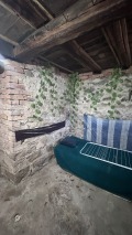 Продава КЪЩА, област Ловеч, с. Орешак • 80000 € • 71456099 — Holmes.bg