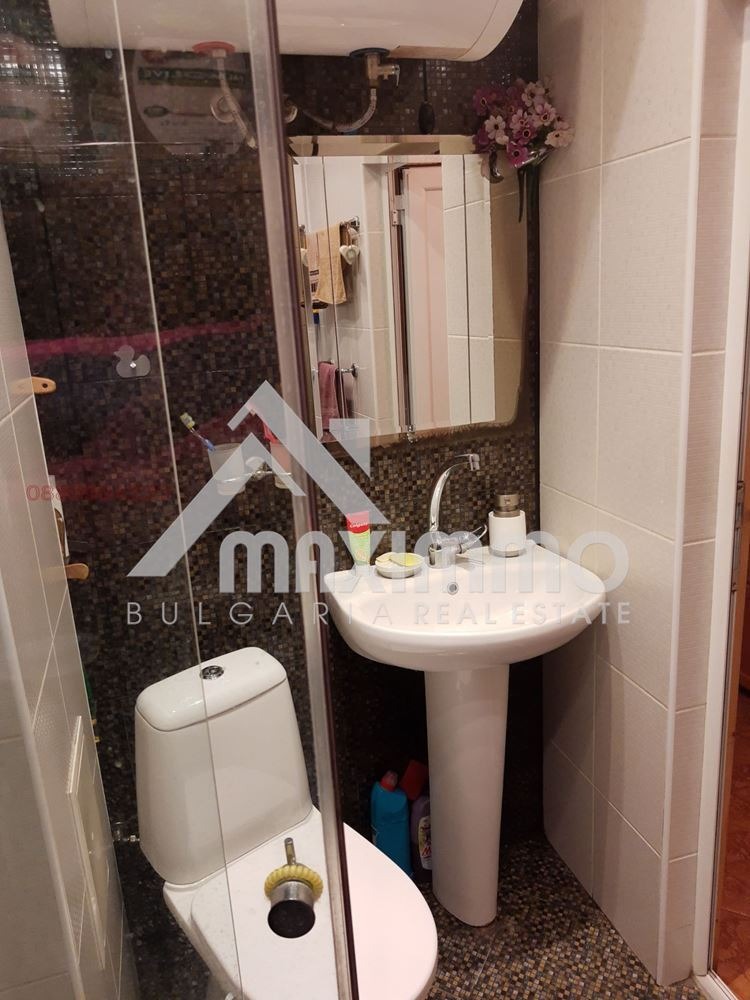 Продава  3-стаен град Варна , Владислав Варненчик 1 , 65 кв.м | 34614630 - изображение [8]