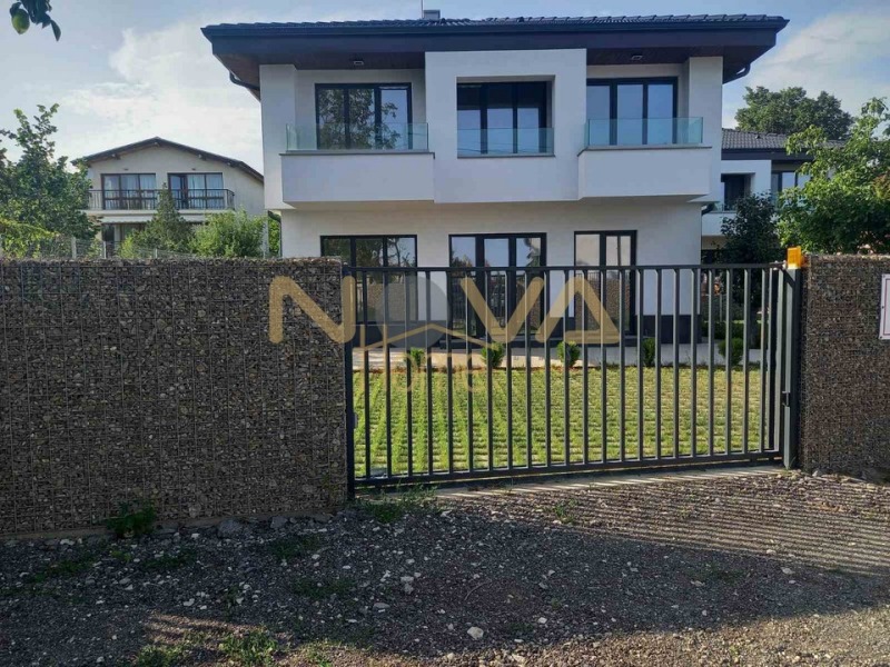 Продава КЪЩА, гр. Варна, Свети Никола, снимка 4 - Къщи - 47350423