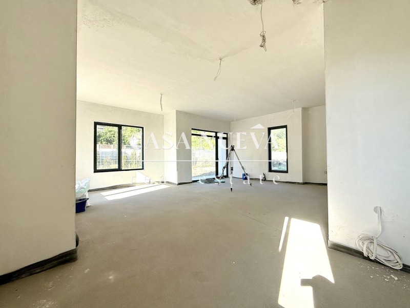 Til salg  Hus Pernik , Iztok , 478 kvm | 92090551 - billede [10]