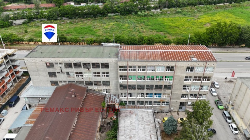 Satılık  Endüstriyel bina Ruse , Rodina 1 , 816 metrekare | 14721777 - görüntü [2]