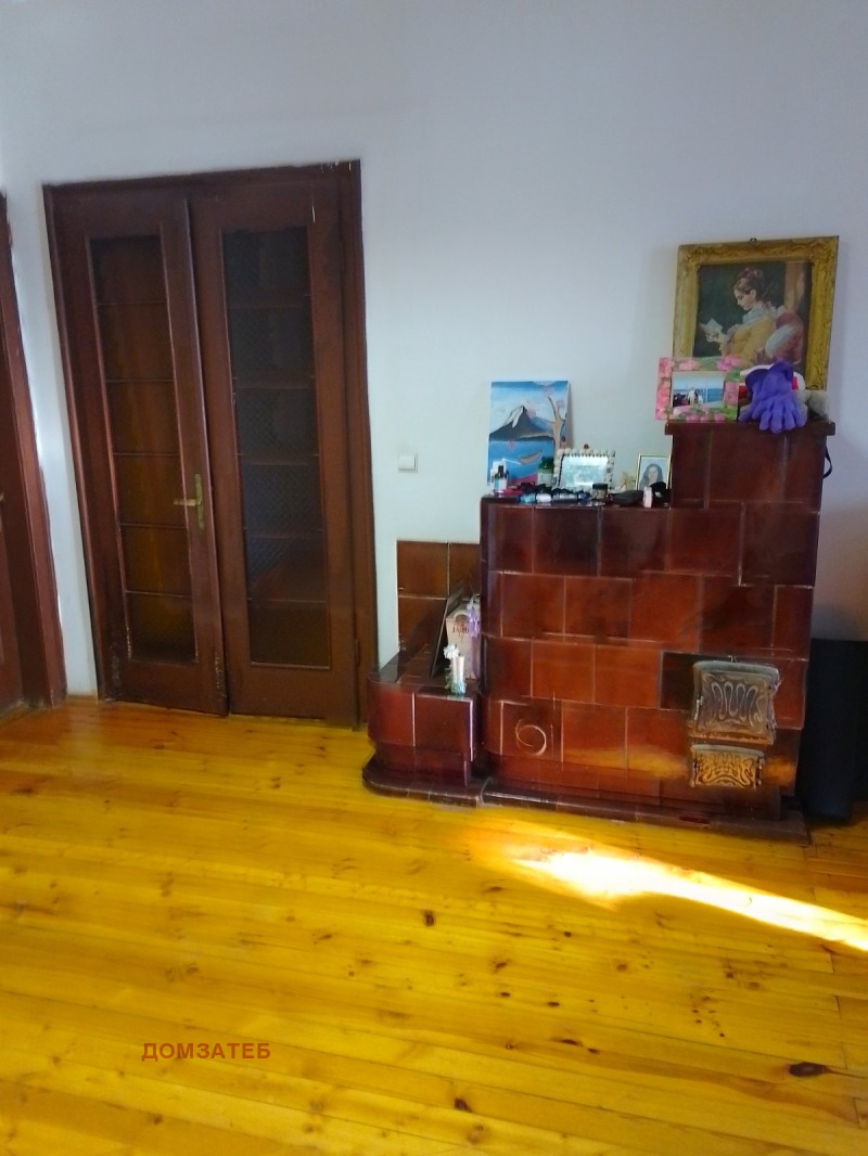 Продава 4-СТАЕН в град София, Център - 138 кв.м / 545 000 € » 1 065 927.35 лв., ДОМЗАТЕБ