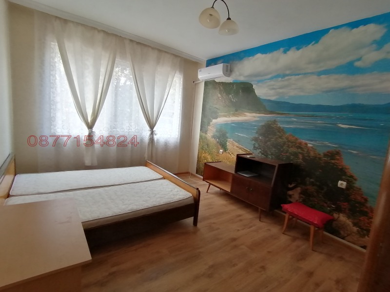 Продава МНОГОСТАЕН в област Велико Търново, гр. Свищов - 103 кв.м / 80 000 € » 156 466.40 лв.