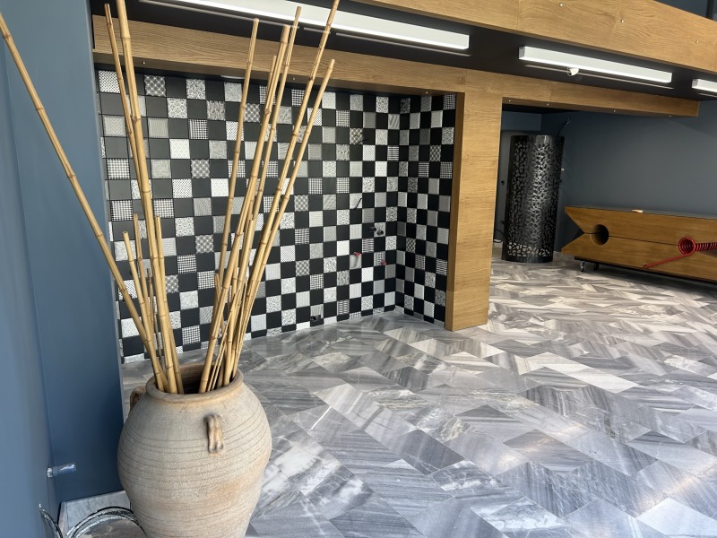 Продава МАГАЗИН в град Варна, ЖП Гара - 282 кв.м / 650 000 € » 1 271 289.50 лв., ВЪРДЖЪН ЕООД