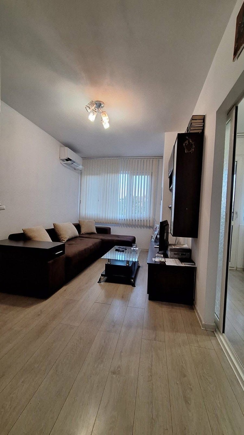 Продава  1-стаен област Монтана , гр. Лом , 38 кв.м | 88610369 - изображение [2]