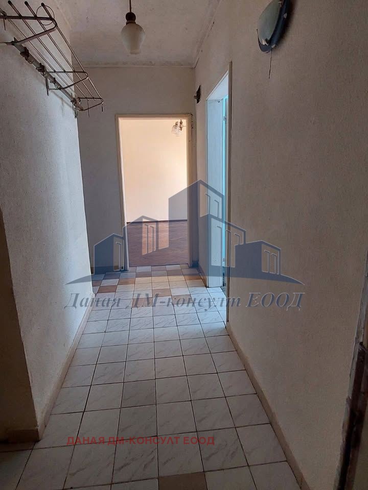 Myytävänä  2 makuuhuonetta Šumen , Bojan Balgaranov 1 , 78 neliömetriä | 63193028