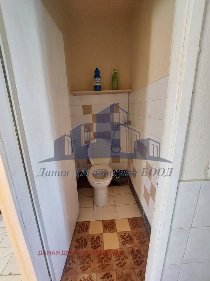 Myytävänä  2 makuuhuonetta Šumen , Bojan Balgaranov 1 , 78 neliömetriä | 63193028 - kuva [8]
