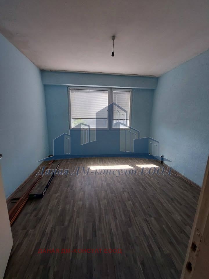 Myytävänä  2 makuuhuonetta Šumen , Bojan Balgaranov 1 , 78 neliömetriä | 63193028 - kuva [6]
