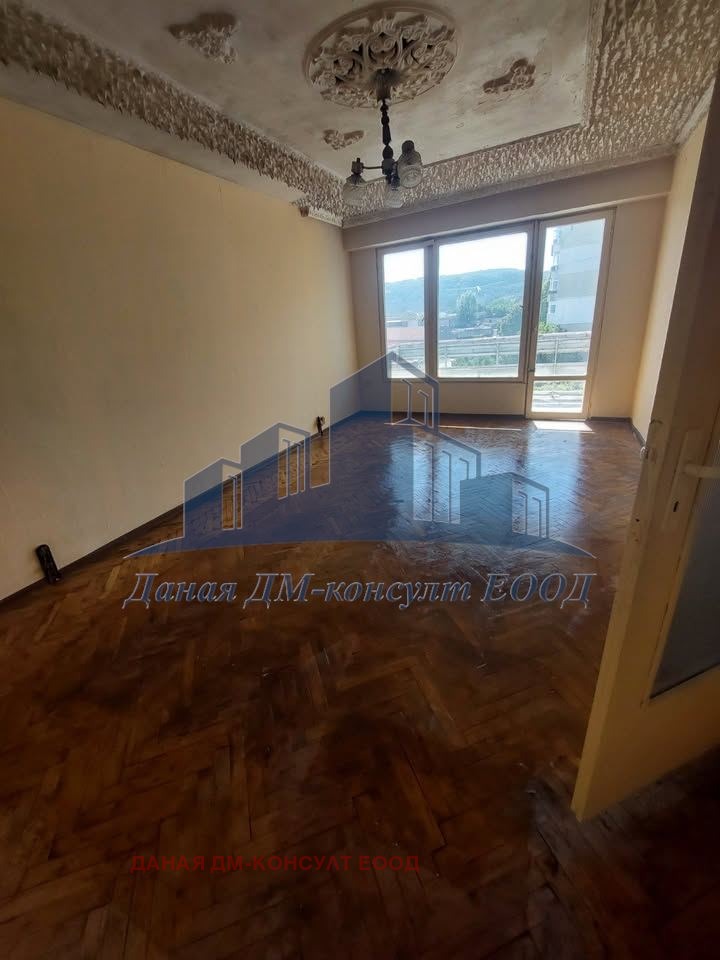Myytävänä  2 makuuhuonetta Šumen , Bojan Balgaranov 1 , 78 neliömetriä | 63193028 - kuva [4]