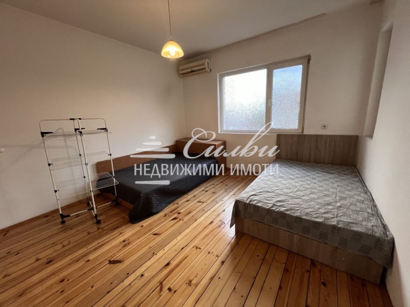 Продава ЕТАЖ ОТ КЪЩА, гр. Шумен, Център, снимка 4 - Етаж от къща - 52602230