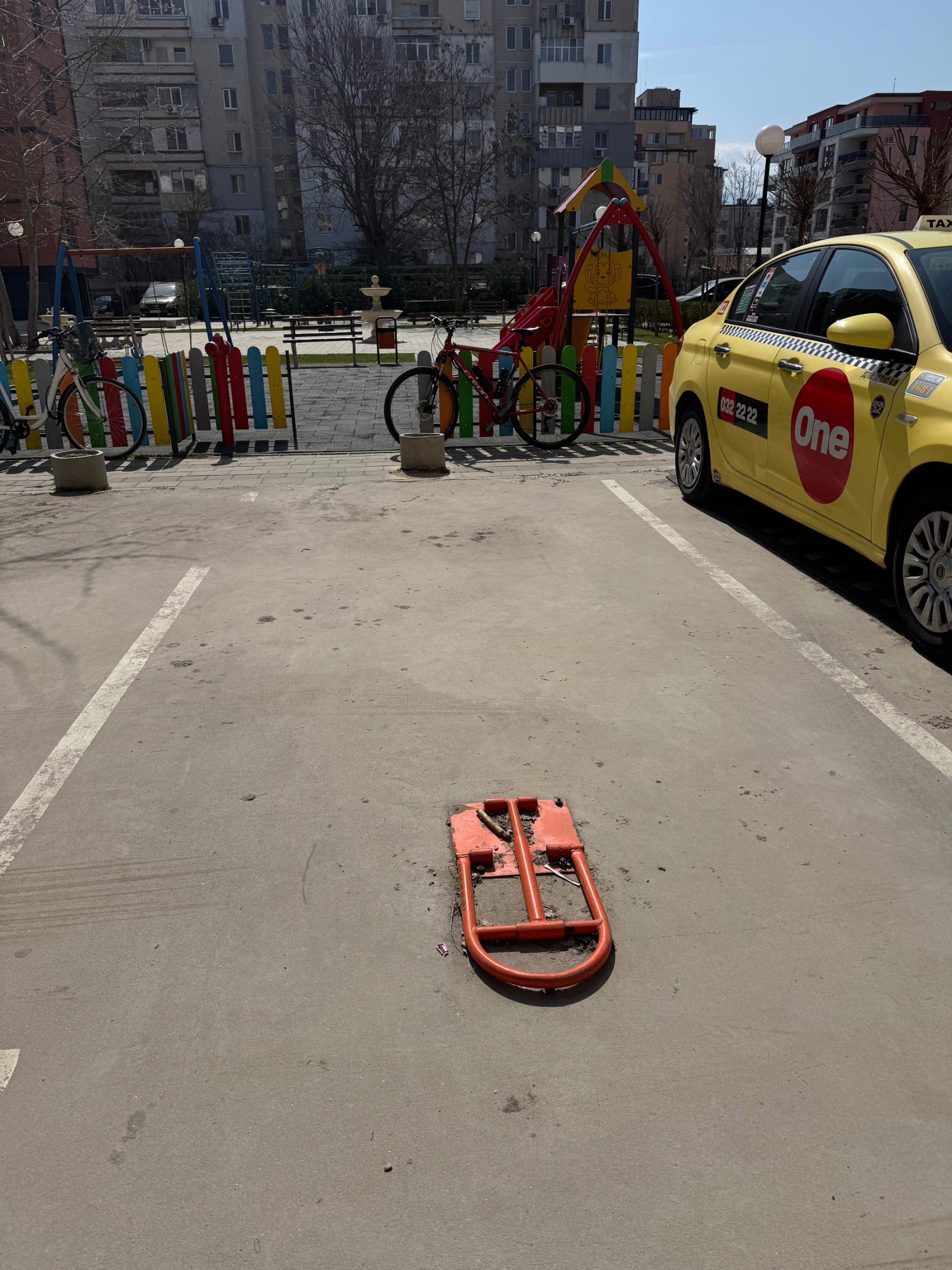 Продава ГАРАЖ, ПАРКОМЯСТО, гр. Пловдив, Кючук Париж, снимка 2 - Гаражи и паркоместа - 53858077