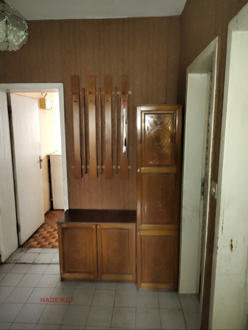 Продава  2-стаен град Плевен , Широк център , 72 кв.м | 75054524 - изображение [14]