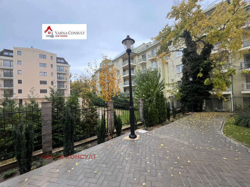 Продава  3-стаен град Варна , к.к. Св.Св. Константин и Елена , 109 кв.м | 49785712 - изображение [10]