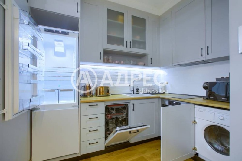 Продава 3-СТАЕН, гр. София, Център, снимка 16 - Апартаменти - 52504838