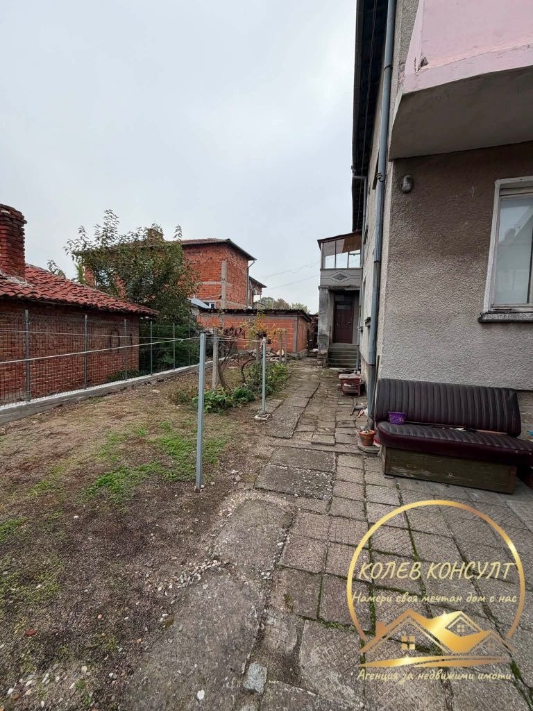 Продава КЪЩА, гр. Чирпан, област Стара Загора, снимка 2 - Къщи - 56689453