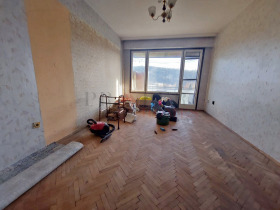 Продажба на двустайни апартаменти в град Велико Търново - изображение 12 
