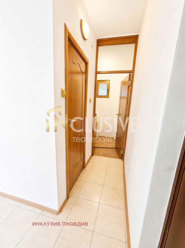 Продава 2-СТАЕН, гр. Пловдив, Кършияка, снимка 2 - Апартаменти - 54677151