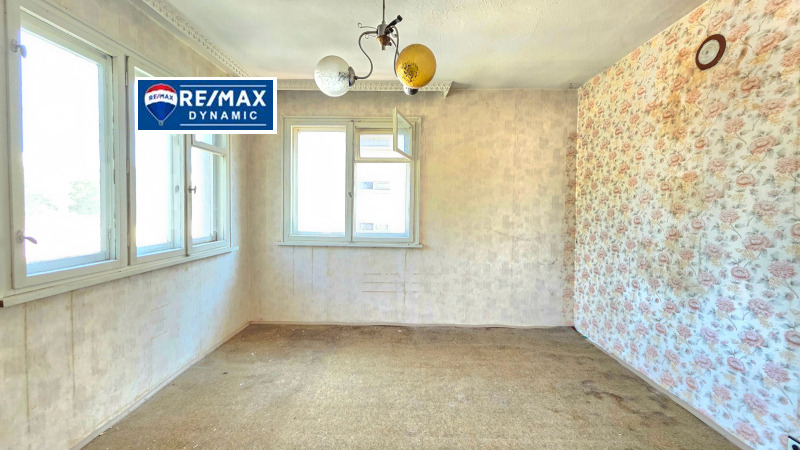 Продава 3-СТАЕН, гр. Бургас, Възраждане, снимка 4 - Aпартаменти - 46806529