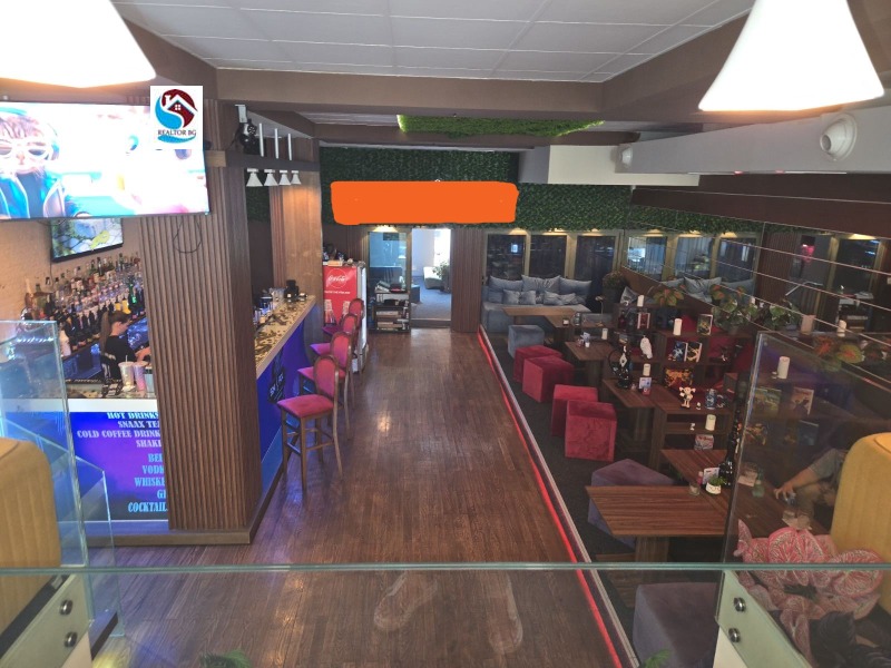 Продаја  Бар; кафић Варна , Центар , 390 м2 | 36144945