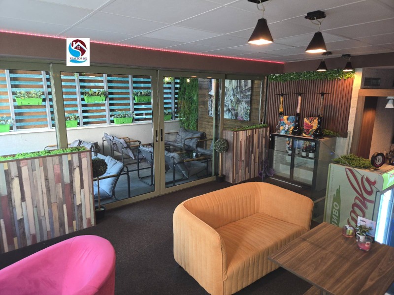 Продаја  Бар; кафић Варна , Центар , 390 м2 | 36144945 - слика [2]