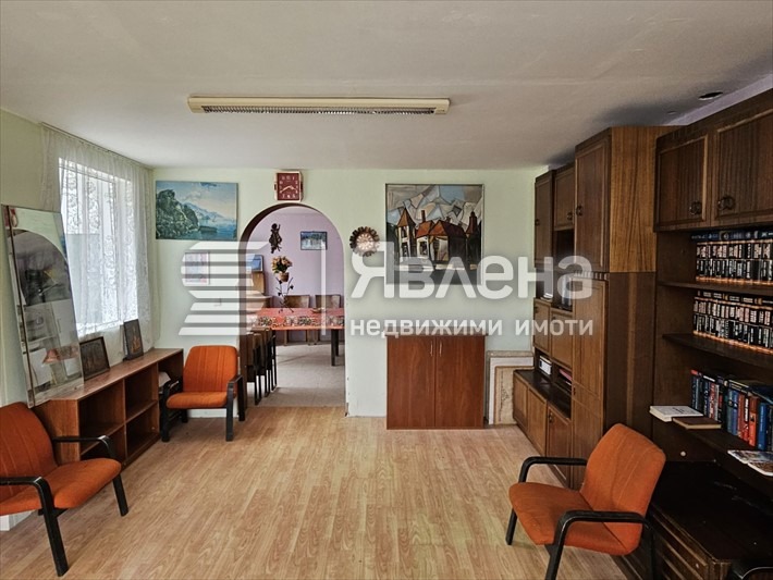Продава ХОТЕЛ, с. Правешка Лакавица, област София област, снимка 10 - Хотели - 55272187