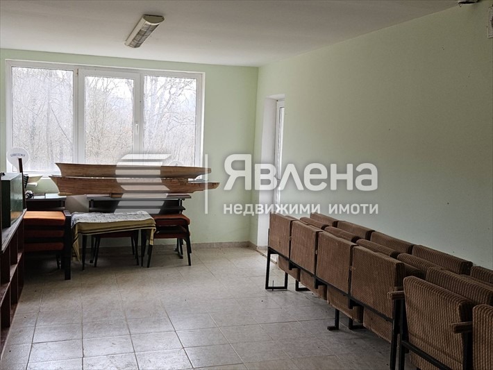 Продава ХОТЕЛ, с. Правешка Лакавица, област София област, снимка 12 - Хотели - 55272187