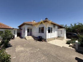 Haus Gurkowo, region Dobritsch