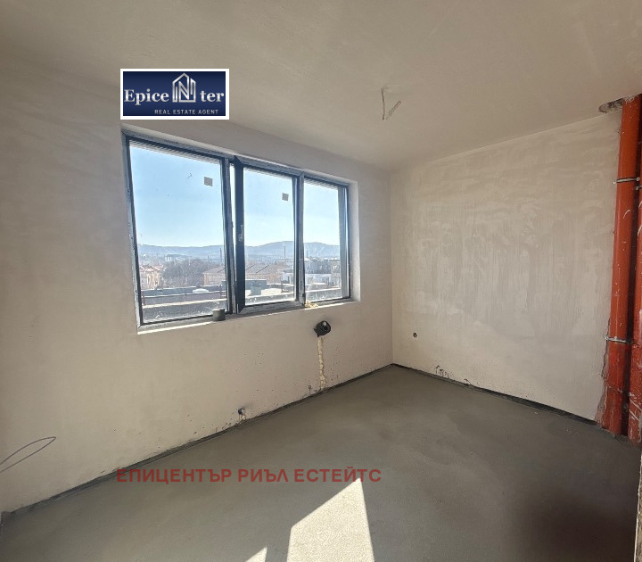 Продава 3-СТАЕН, гр. Перник, Изток, снимка 11 - Апартаменти - 53809895