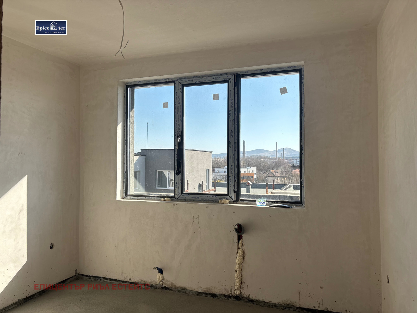 Продава 3-СТАЕН, гр. Перник, Изток, снимка 4 - Апартаменти - 53809895