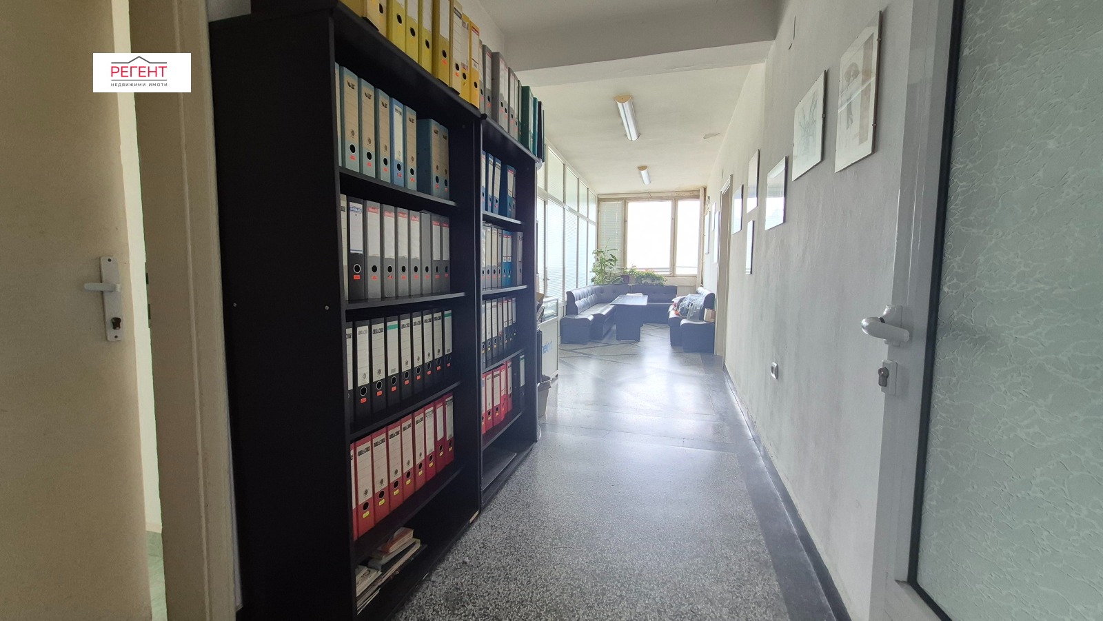 Продава МНОГОСТАЕН, гр. Габрово, Център, снимка 3 - Апартаменти - 54777390
