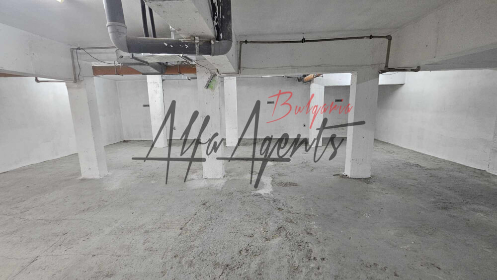 Продава ГАРАЖ, ПАРКОМЯСТО, гр. Варна, Погреби, снимка 2 - Гаражи и паркоместа - 49630925