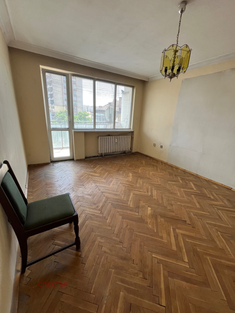 Zu verkaufen  1 Schlafzimmer Pernik , Zentar , 75 qm | 24934241