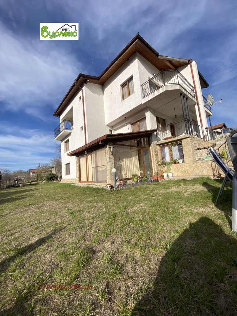 De vânzare  Casa Varna , m-t Boroveț - iug , 288 mp | 13171090 - imagine [2]