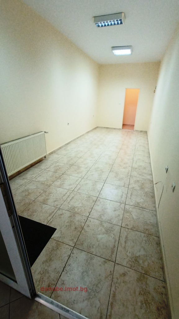 Till salu  affär Ruse , Centar , 30 kvm | 84206190